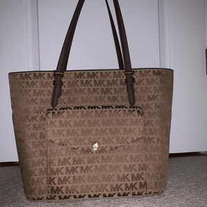 Michael Khors Bag NEW WITHOUT TAGS